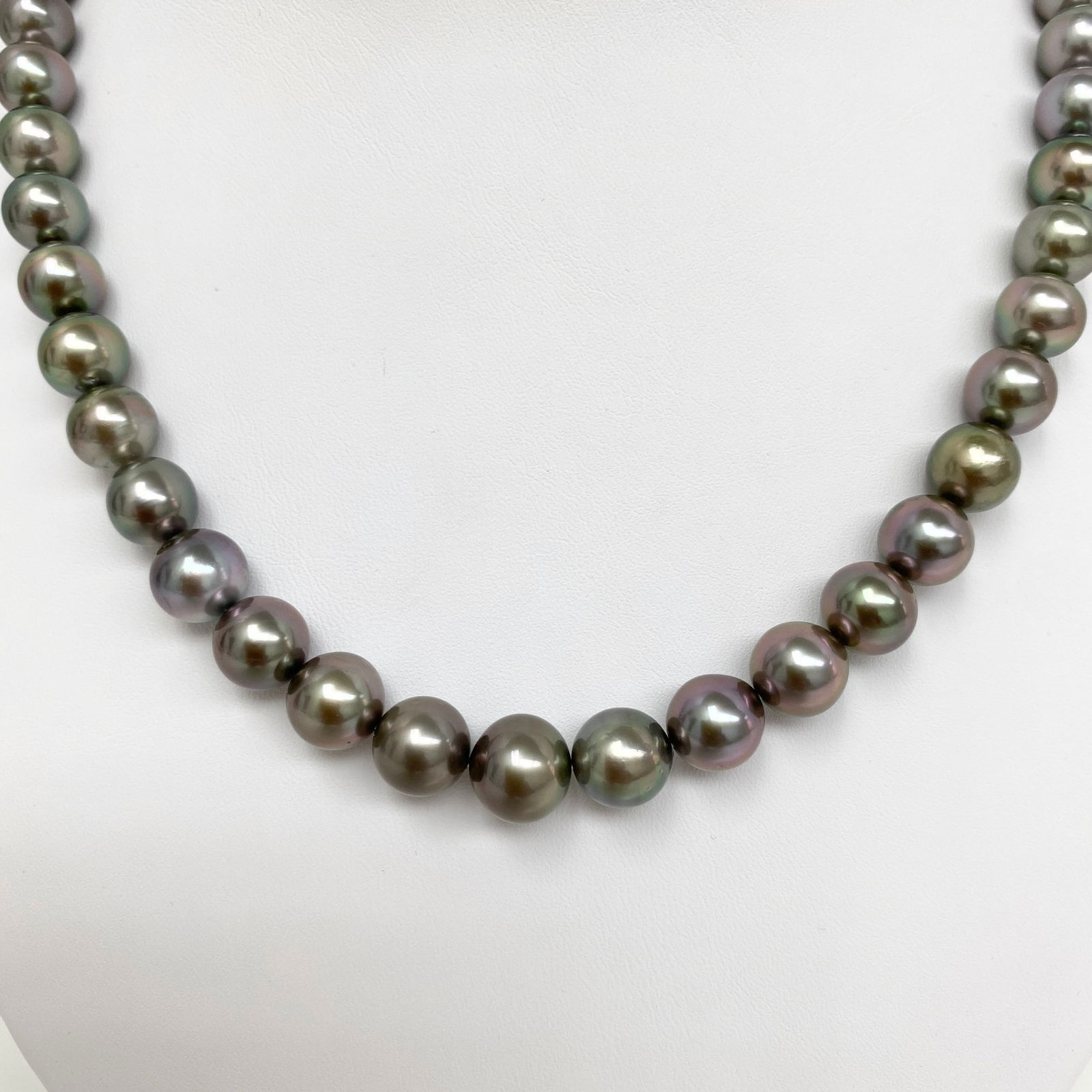 8-10mm Tahitian Silver Lavender Near-Round Pearl Necklace with 14k Clasp - 2