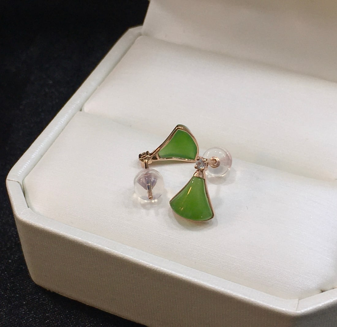 18K Gold Hetian Jade Fan-Shaped Stud Earrings, 8x11mm, Excellent Luster - 3