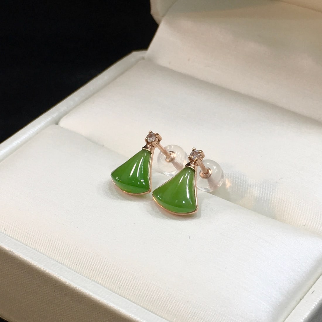 18K Gold Hetian Jade Fan-Shaped Stud Earrings, 8x11mm, Excellent Luster - 4