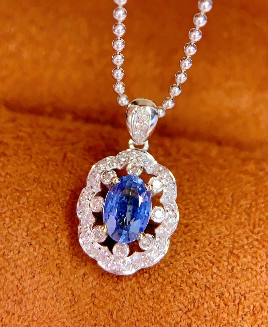 18K Gold Natural Sapphire Pendant, 0.85ct, Diamond Accent - 3