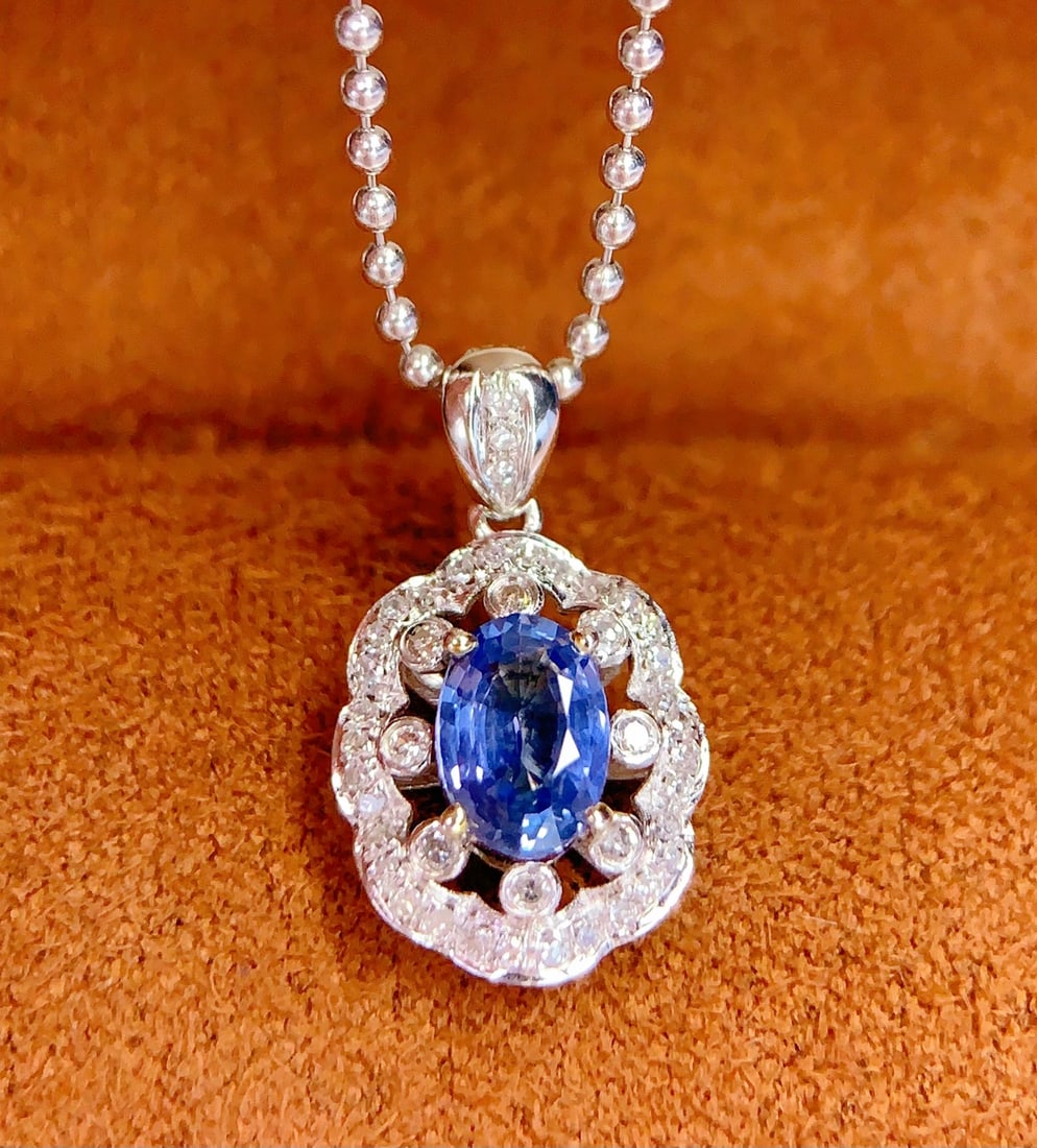 18K Gold Natural Sapphire Pendant, 0.85ct, Diamond Accent - 4
