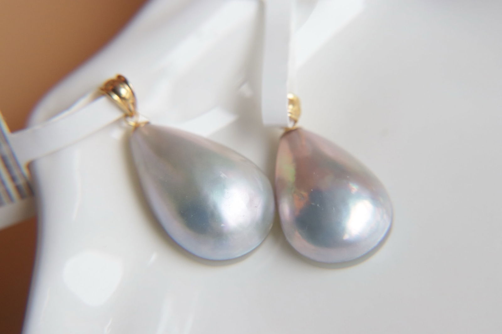 18K Gold South Sea Mabe Pearl Pendant, 12x17mm Teardrop - 3