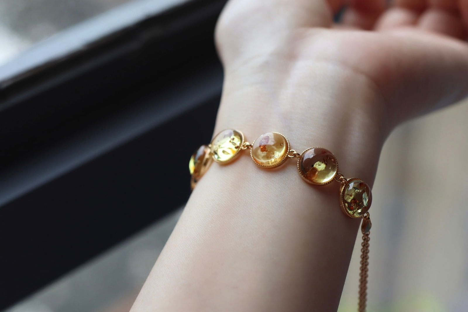 Natural Flower Amber Bead Bracelet Sterling Silver 18K Gold Plated 10mm - 7