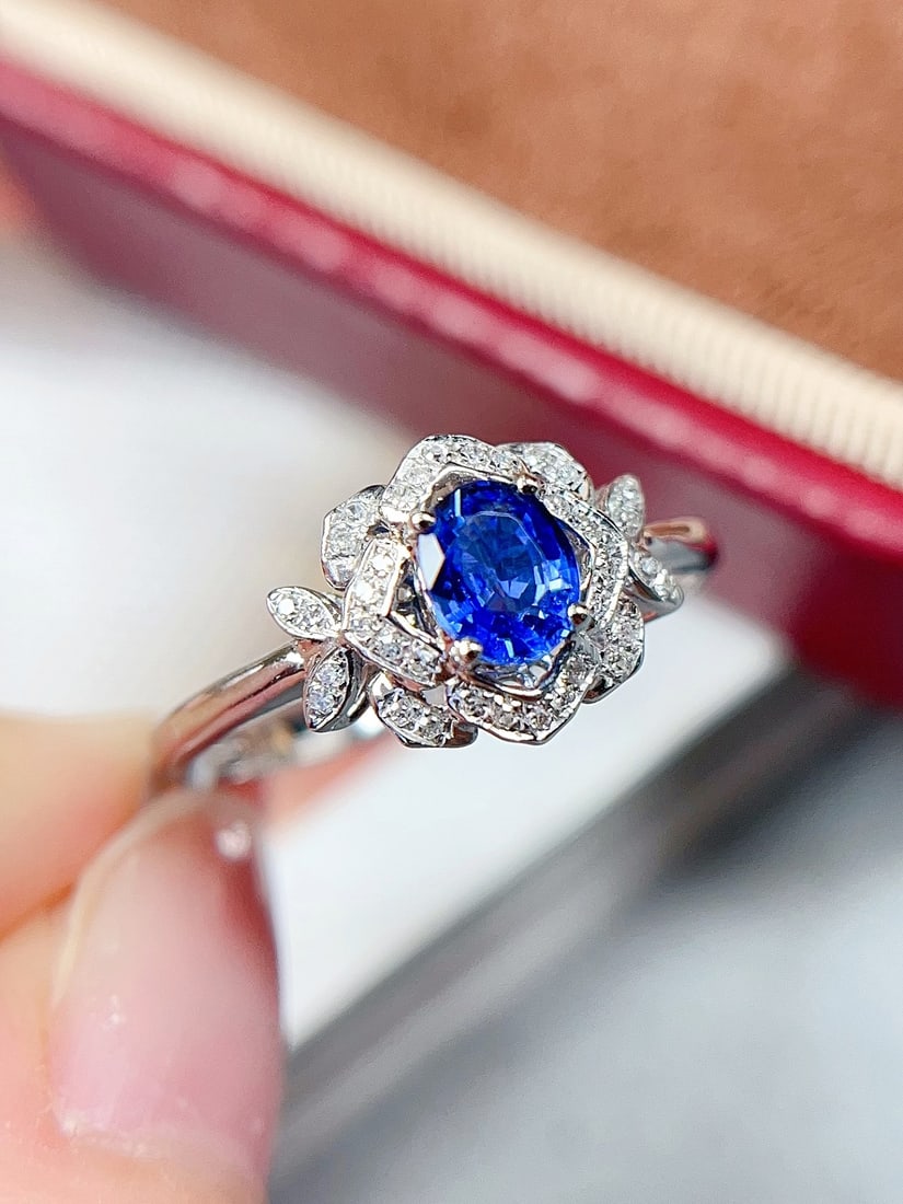 18K Gold Cornflower Blue Sapphire Diamond Ring 0.5ct - 2