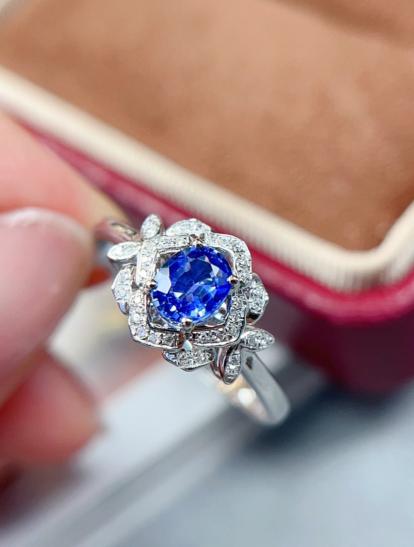 18K Gold Cornflower Blue Sapphire Diamond Ring 0.5ct - 3