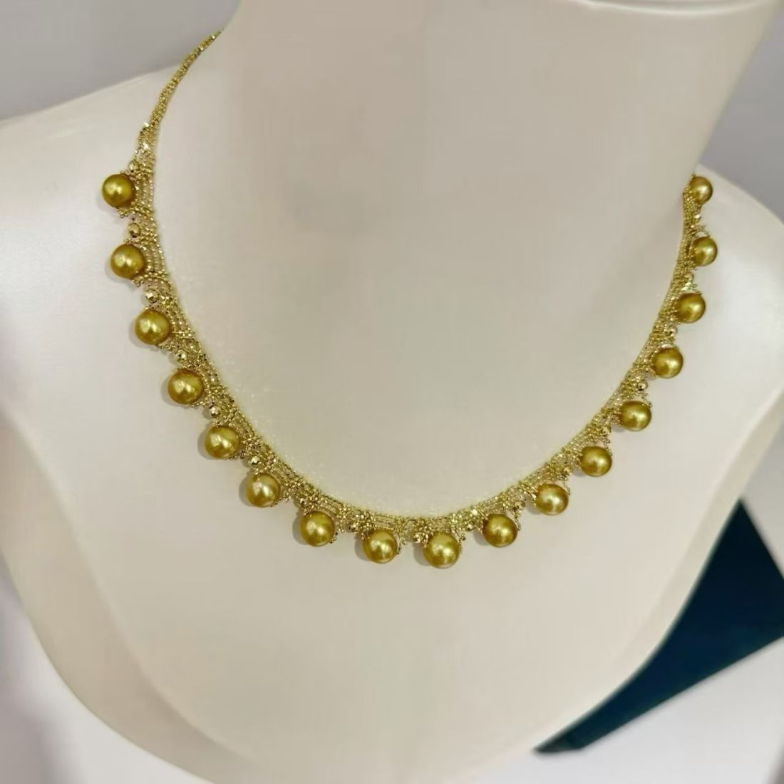 18K Gold Lace Knitted Pearl Necklace - 8