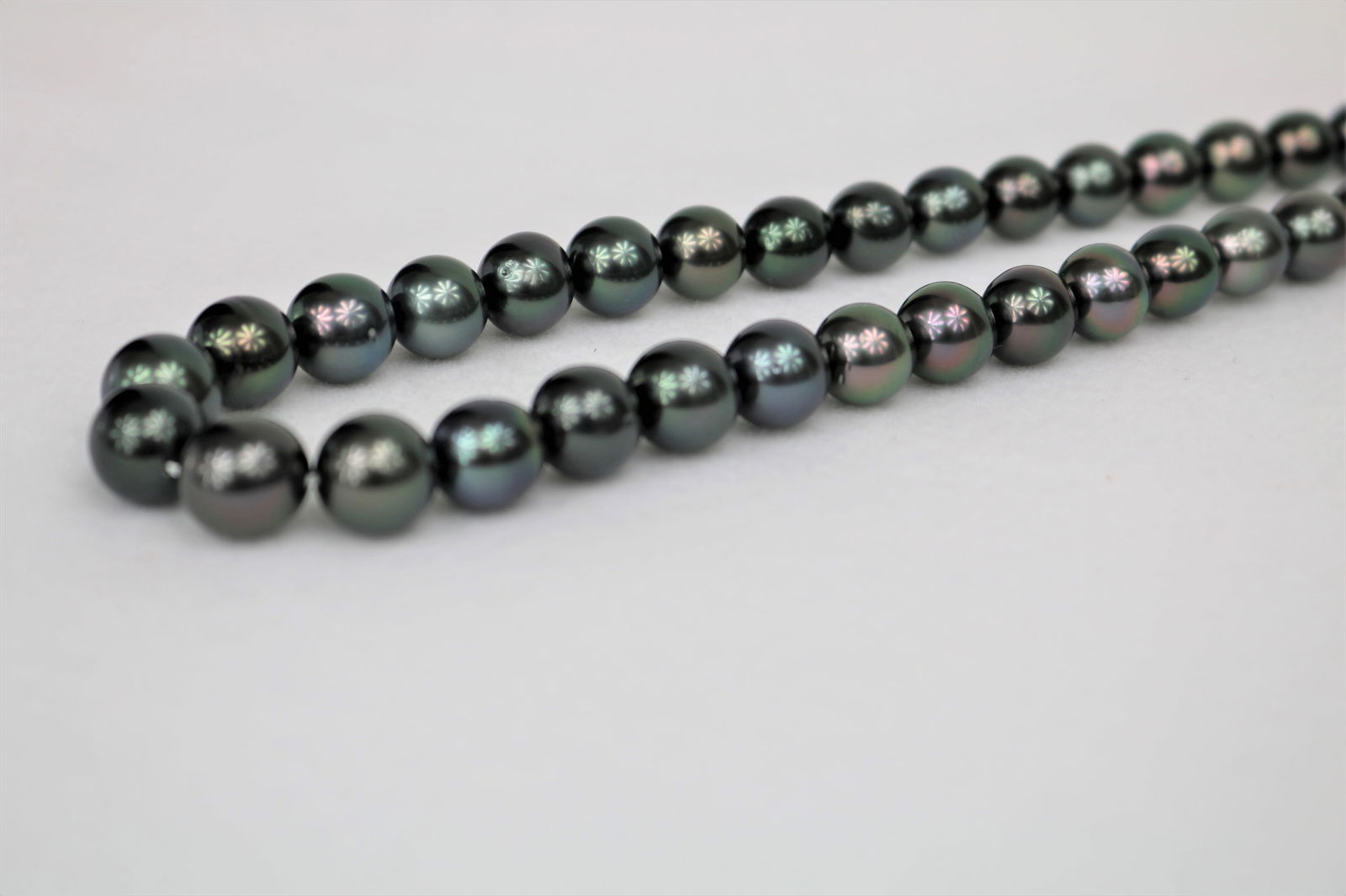 8-10mm Tahitian Round Peacock Necklace with 14k Clasp - 2