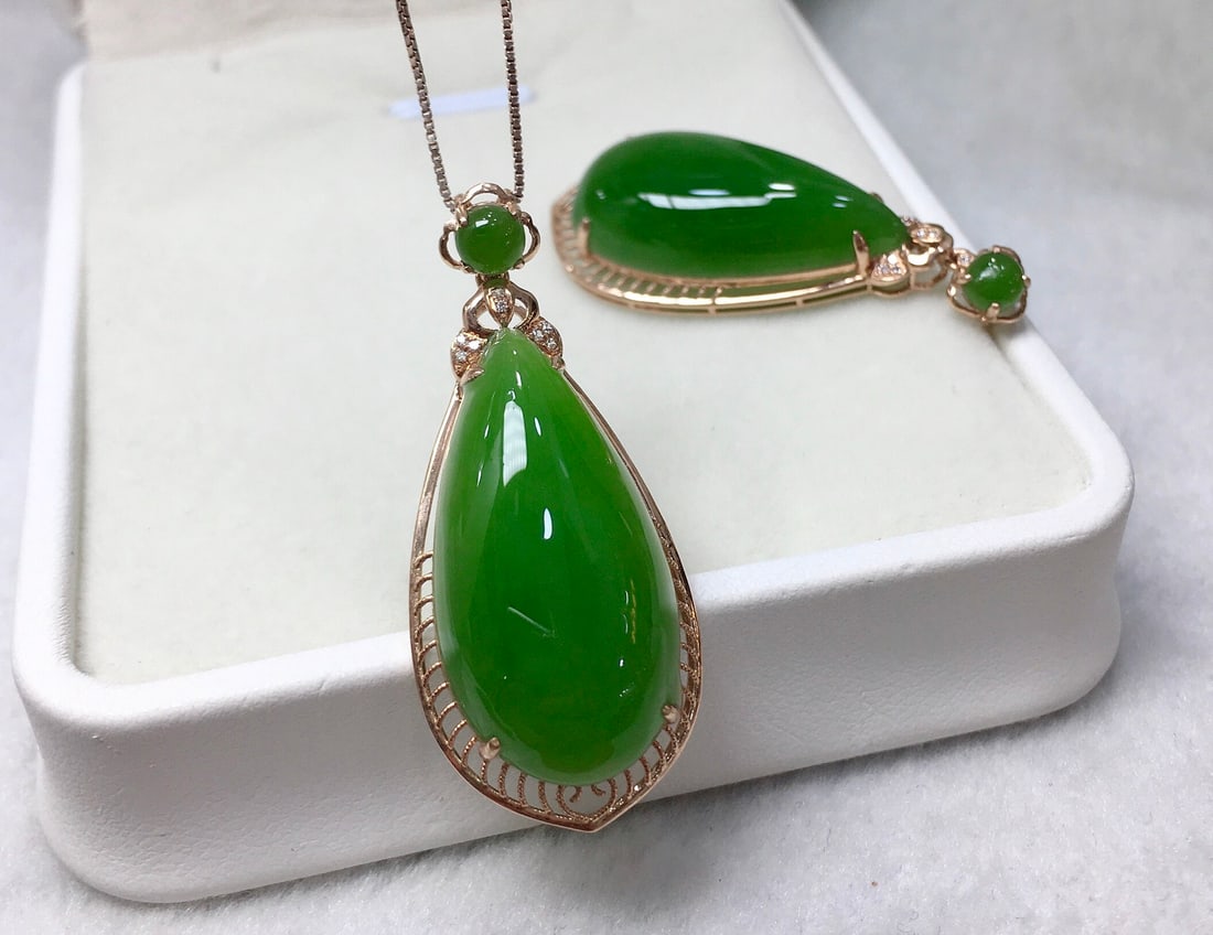 18K Gold Hetian Jade Diamond Pendant, 13x25mm Teardrop - 6