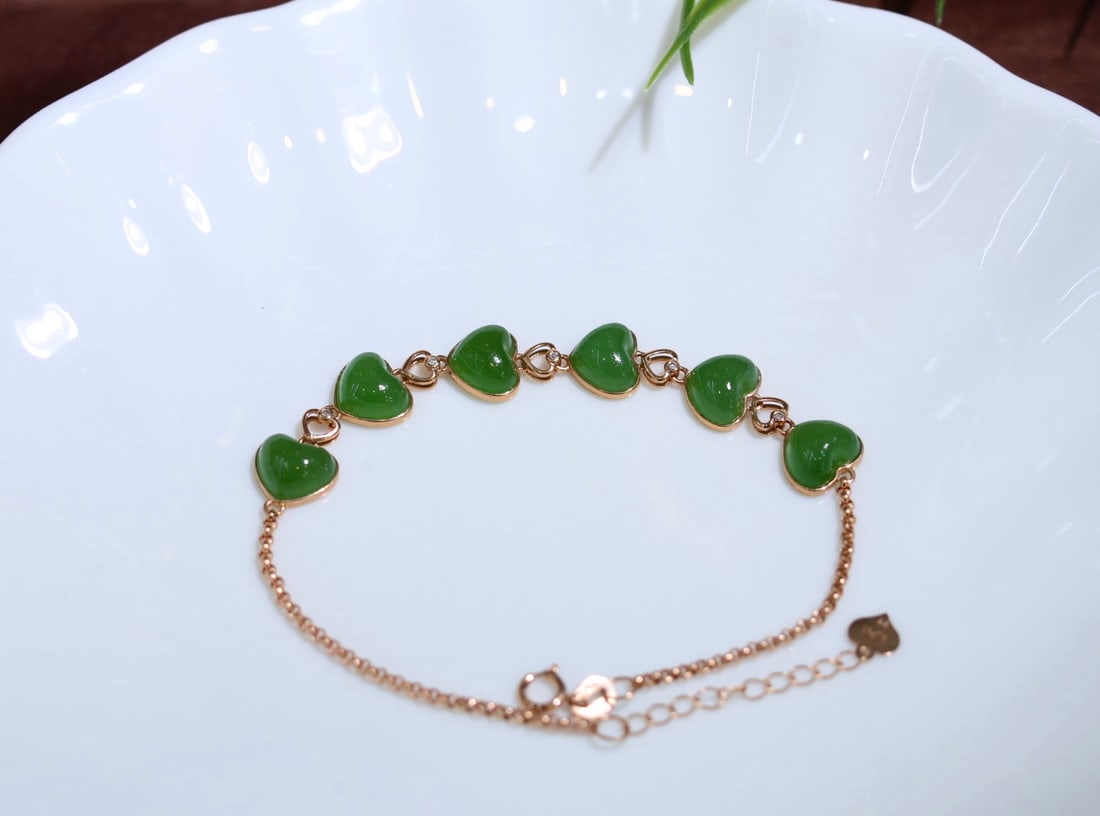 18K Gold Jade Heart Bracelet, 8mm, Exquisite Craftsmanship - 4