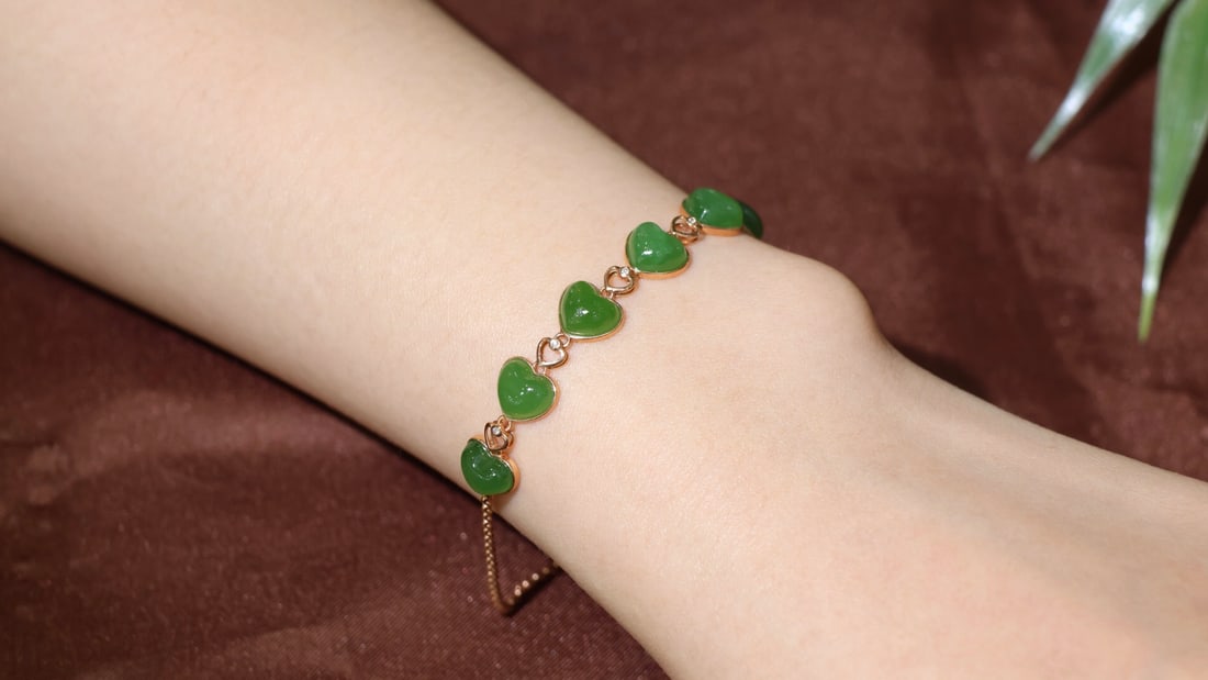 18K Gold Jade Heart Bracelet, 8mm, Exquisite Craftsmanship - 6