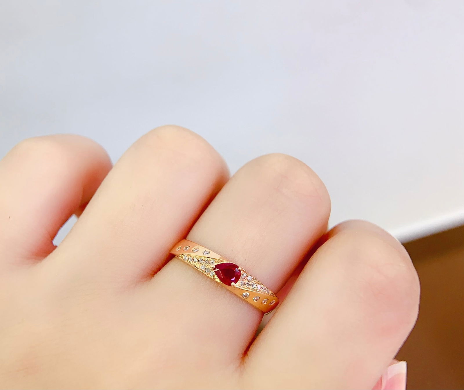 18K Gold Natural Ruby and Diamond Ring 0.4ct Ruby 25 Diamonds - 6