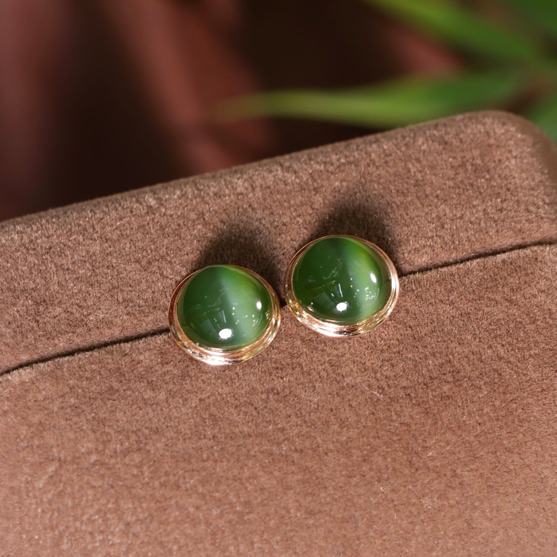 18K Gold Jade Half-Dome Stud Earrings, Translucent Ice Jade - 6