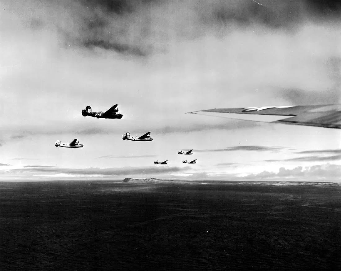 1944, BOMBER SERIES #2: Title: 1944, BOMBER SERIES #2 Artist/Source: U.S. AIR FORCE Original Date: 1944 Dimensions: 8X10" Description: || UNITED STATES SHIPPING ONLY! || This lot is a Dye Based Photolithograph and is a resto