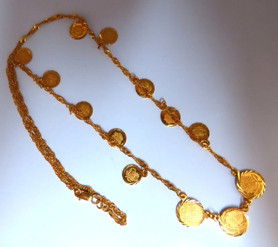 22kt Gold Flower Motif Dangling Disc Necklace 17 inch ** - 2