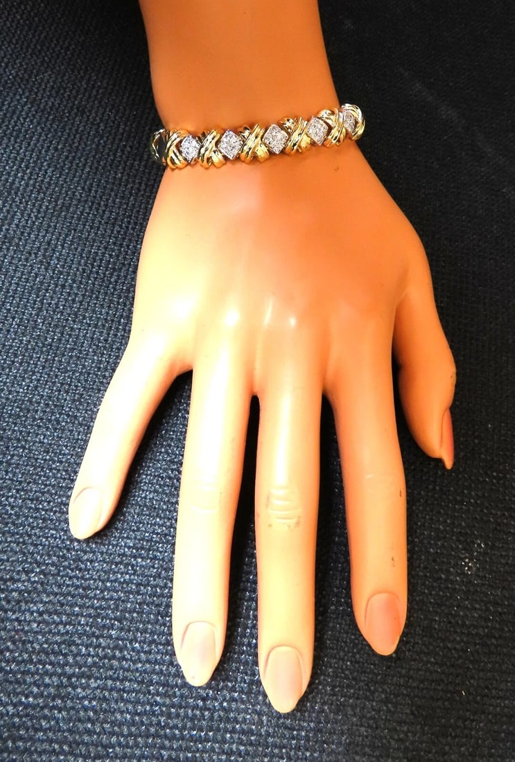 .86ct Natural Diamonds Bracelet 14kt Gold X link** - 8