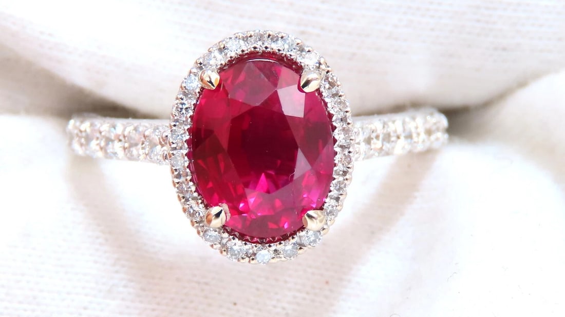 GIA certified 3.03ct no heat natural ruby diamond ring 18kt classic halo - 3