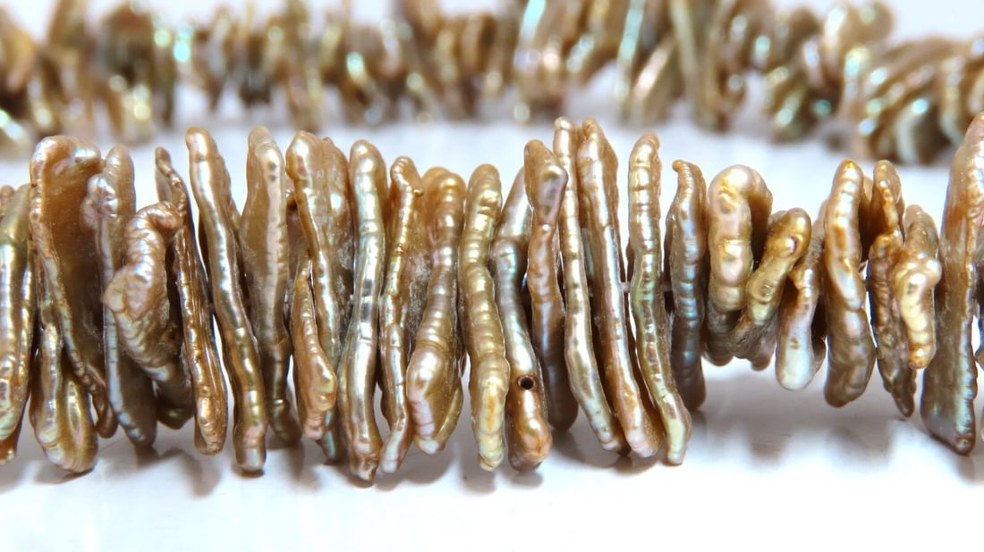 20 mm baroque off shape Pearl necklace 14kt gold diamond clasp** - 6