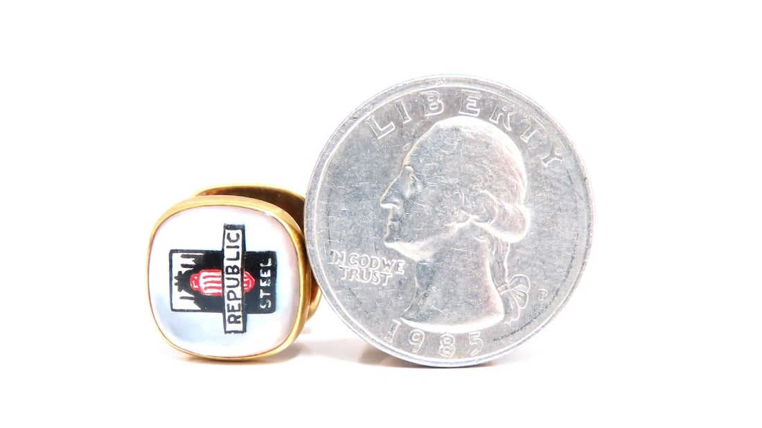 14kt gold TGM Republic steel gold cufflinks** - 6