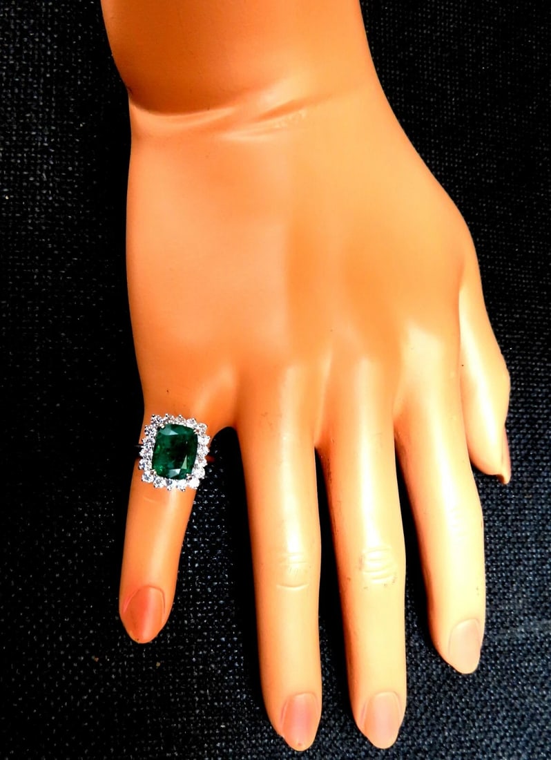GIA Certified 4.86ct natural green emerald diamonds ring 14kt Halo Prime - 6