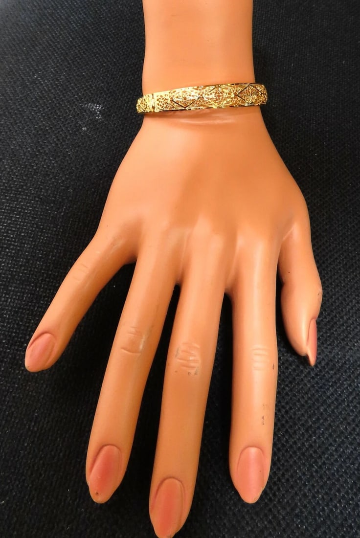 Filigree Bangle Bracelet 14kt** - 7
