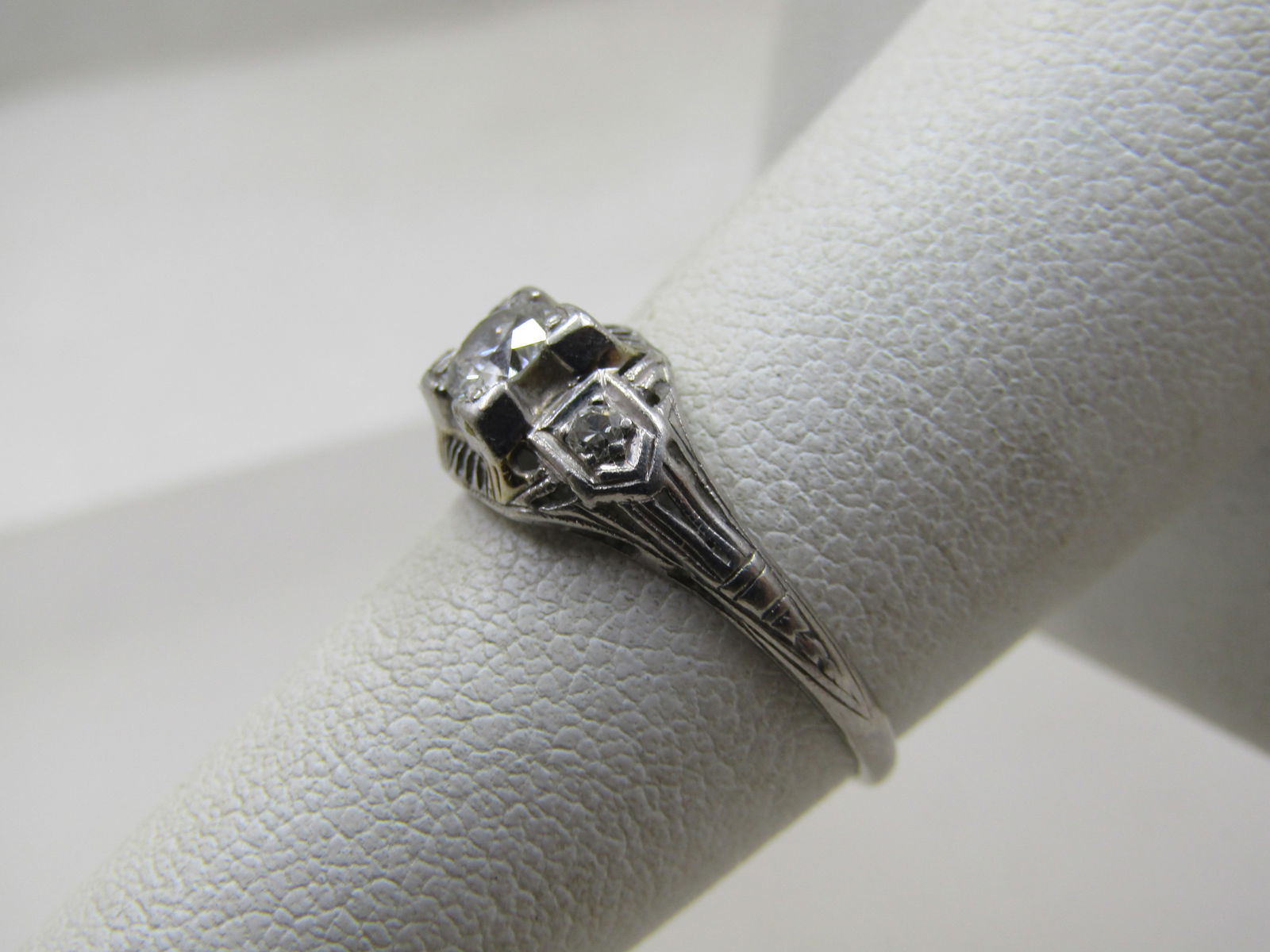 Vintage Platinum Diamond Engagement Ring, Art Deco, Sz. 7. 1920's, Signed Certified - 4