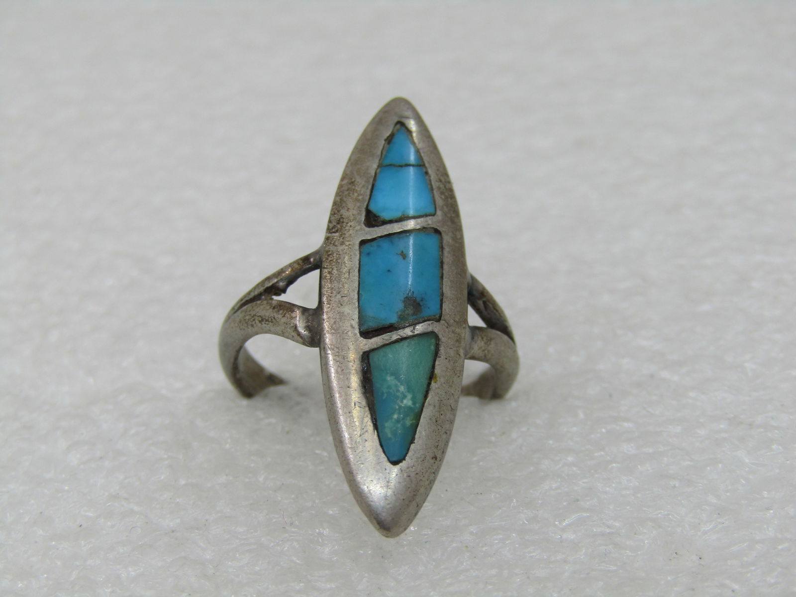 Vintage Stering Inlaid Turquoise Southwestern Ring, Sz. 5, 1.25" Long, - 3