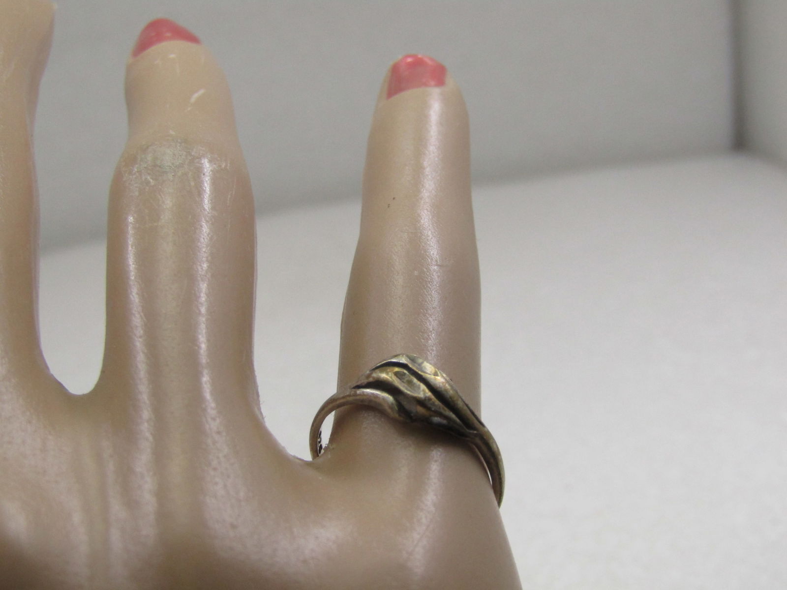 Vintage Sterling Domed Diamond Cut Ring, Sz. 6, Signed UTC - 6