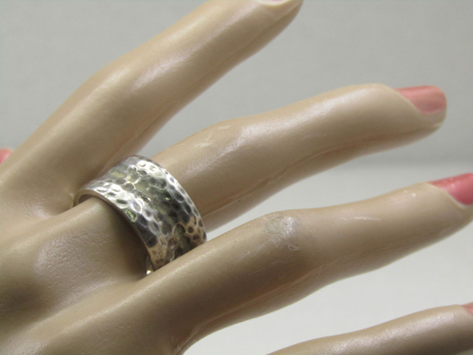 Silpada Sterling Silver 14mm Hammered Modern Ring, Unisex, Size 10.5 - 7