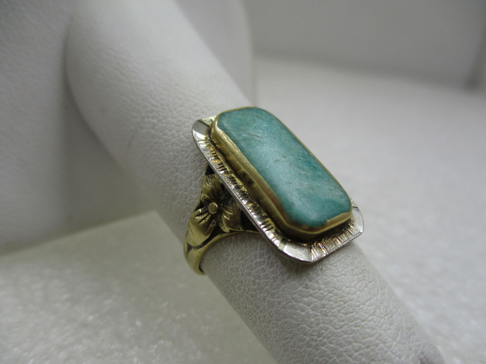 Vintage 1920's-1930's 10kt Green Stone Ring, sz. 5.5 - 4
