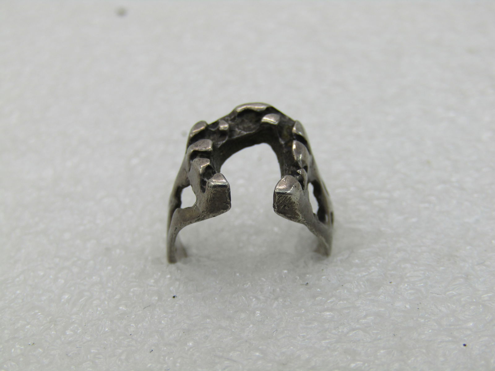 Vintage Sterling Southwestern Horseshoe Nugget Ring, Sz. 3.5 - 2