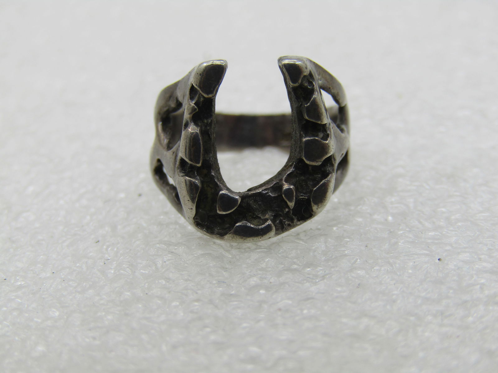 Vintage Sterling Southwestern Horseshoe Nugget Ring, Sz. 3.5 - 3