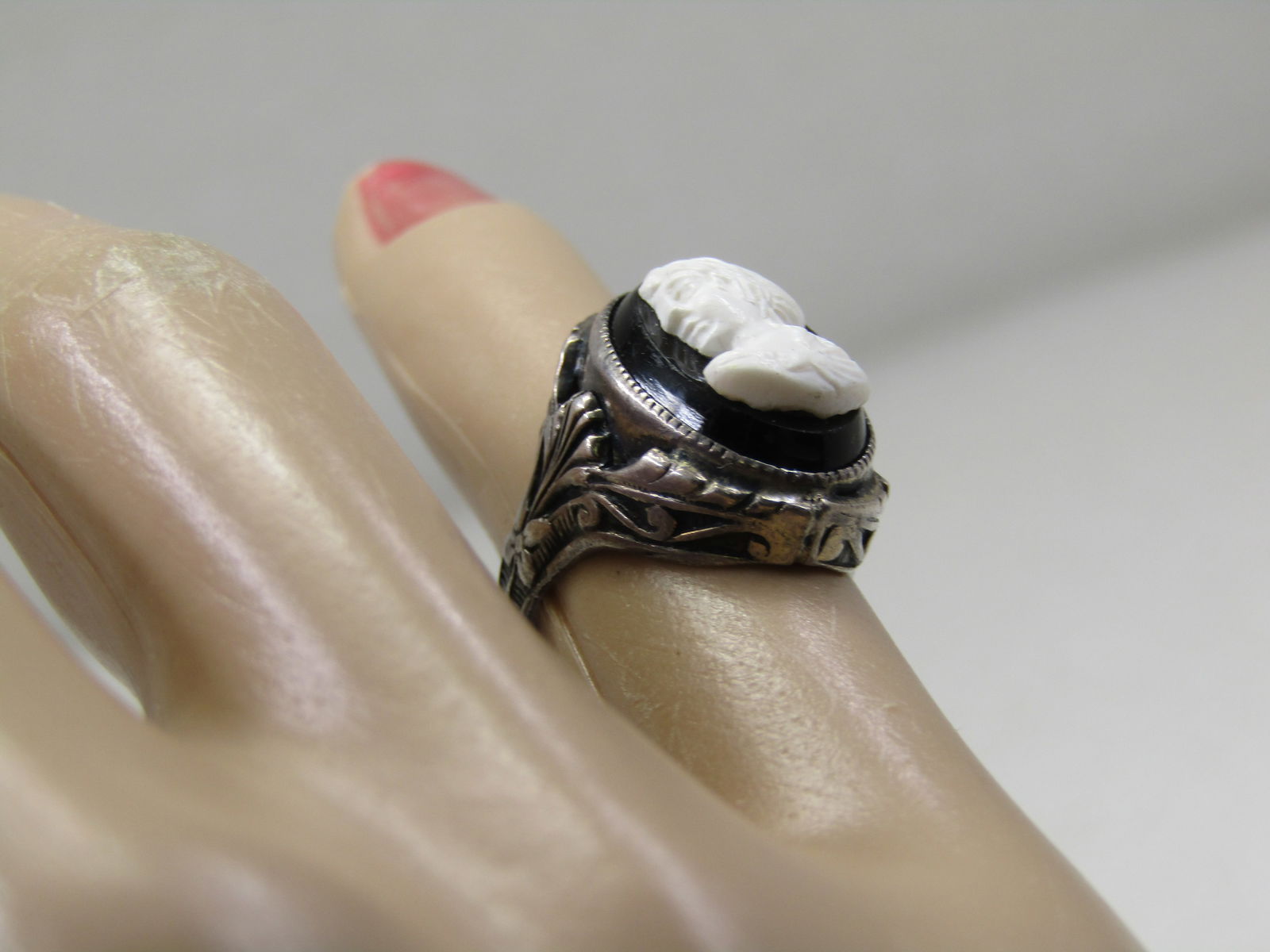 Vintage Sterling Cameo Ring, Sz. 3, Pre Mid Century - 7
