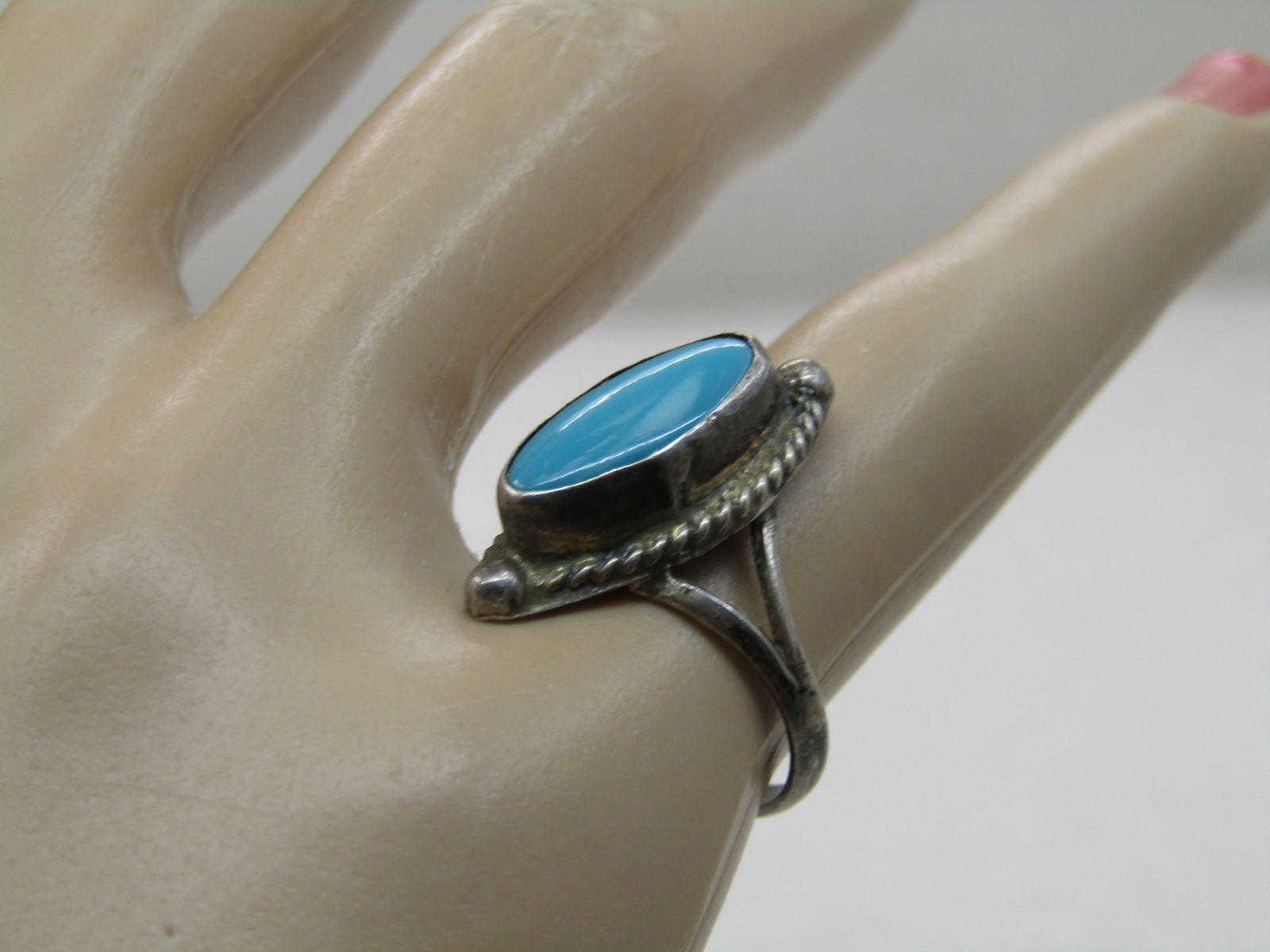 Vintage Sterling Southwestern Turquoise Ring, Sz. 5, Cateye Shaped - 6