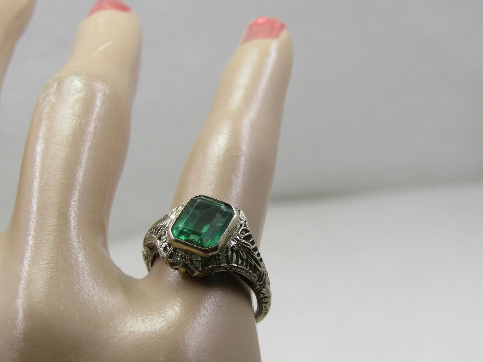 Vintage 10kt Green Spinel Filigree Art Deco Ring, Sz. 5, Signed - 7