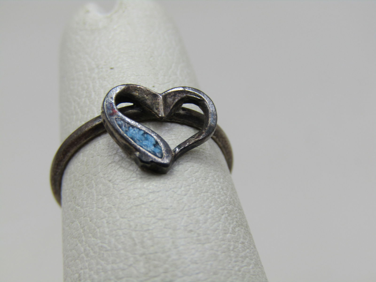 Vintage Southwestern Sterling Turquoise Chip Heart Ring, Sz. 3.5 - 3