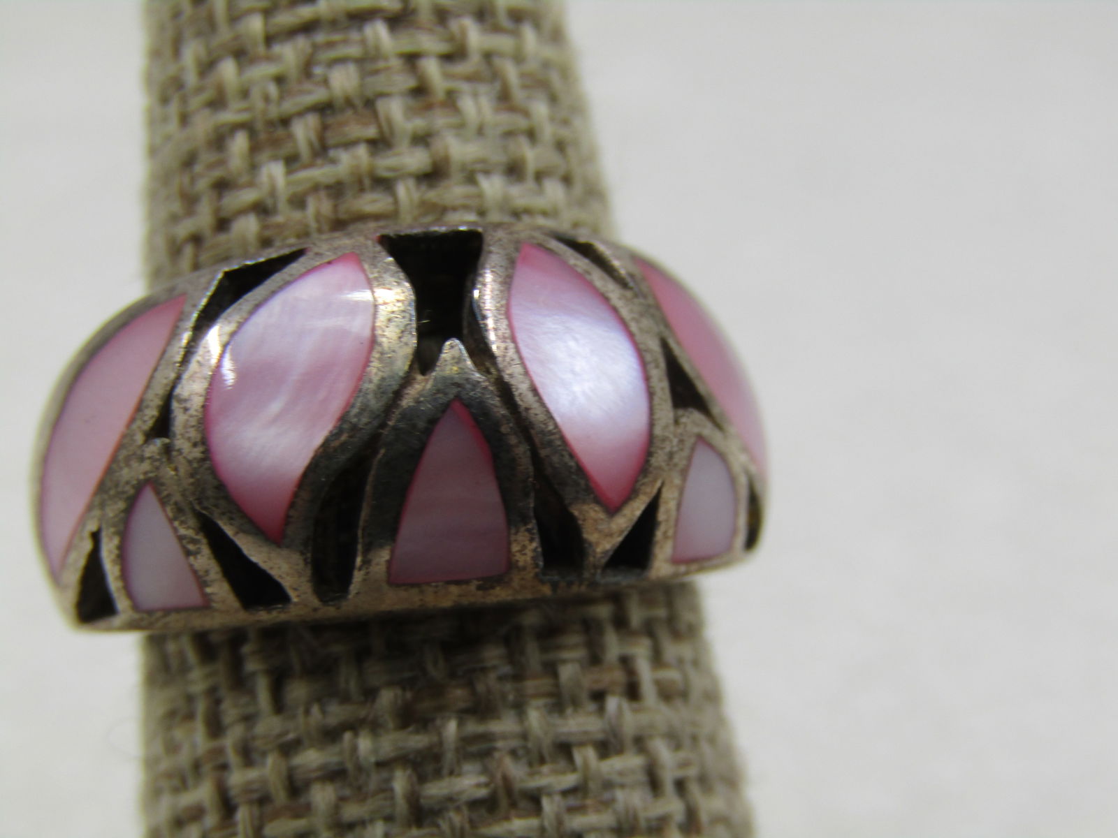 Vintage Sterling Pink Mother-of-Pearl Inlaid Band Ring, Sz. 8 - 3