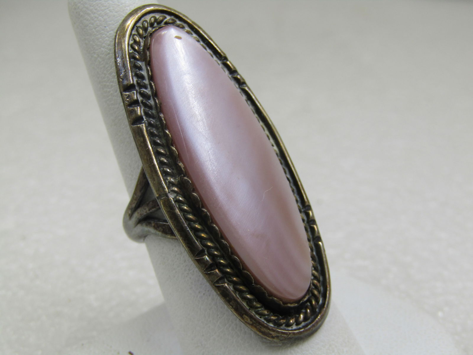 Vintage Sterling Southwestern Pink Faux Mother-of-Pearl Ring, Sz. 8 - 2
