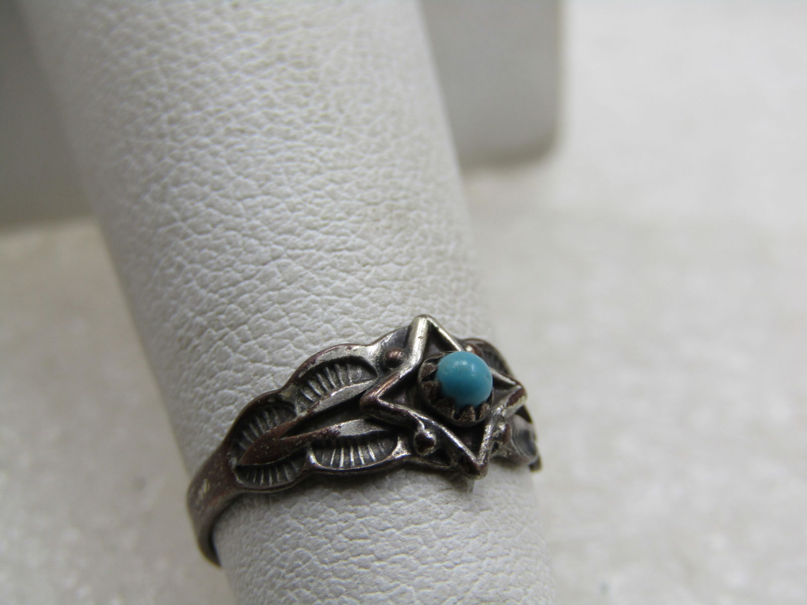 Vintage Sterling Southwestern turquoise Snakeye Ring, Sz. 3, Bell Trading, Mid-Century - 2