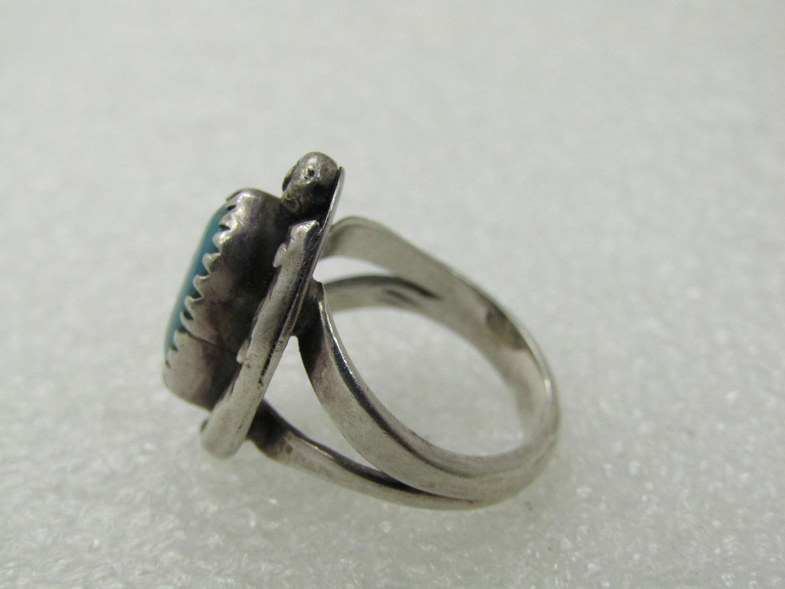 Vintage Southwestern Sterling Turquiose Ring, Sz 2.5, 4.0 gr., Post Mid-Century - 4