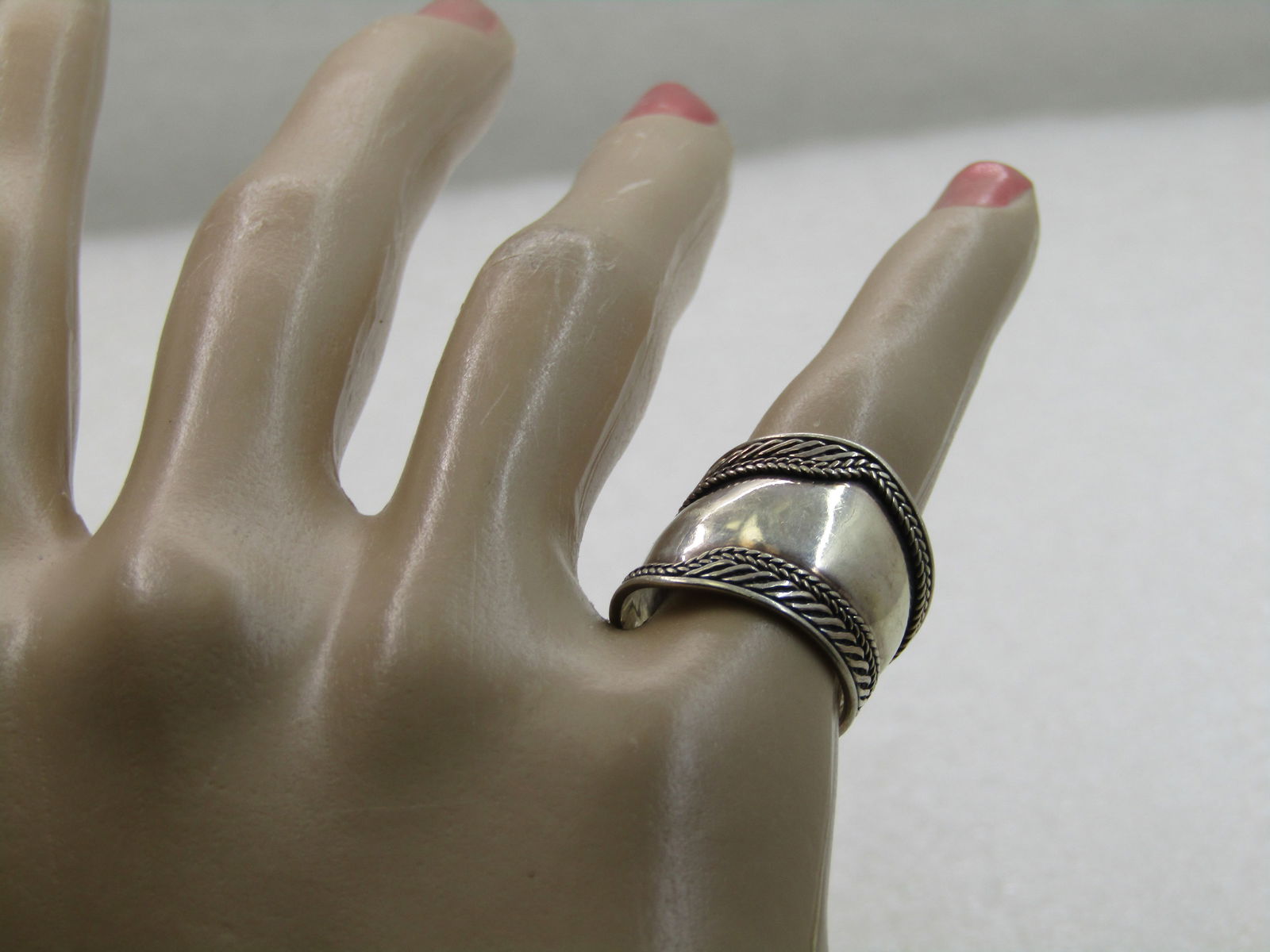 Vintage Sterling Wide Cigar Band Ring, Sz. 7, 17mm - 7