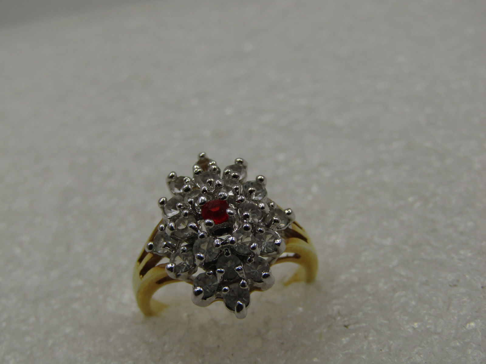 14kt Plated Rhinestone Cocktail Ring, Sz. 6 , Two-Tone. - 4