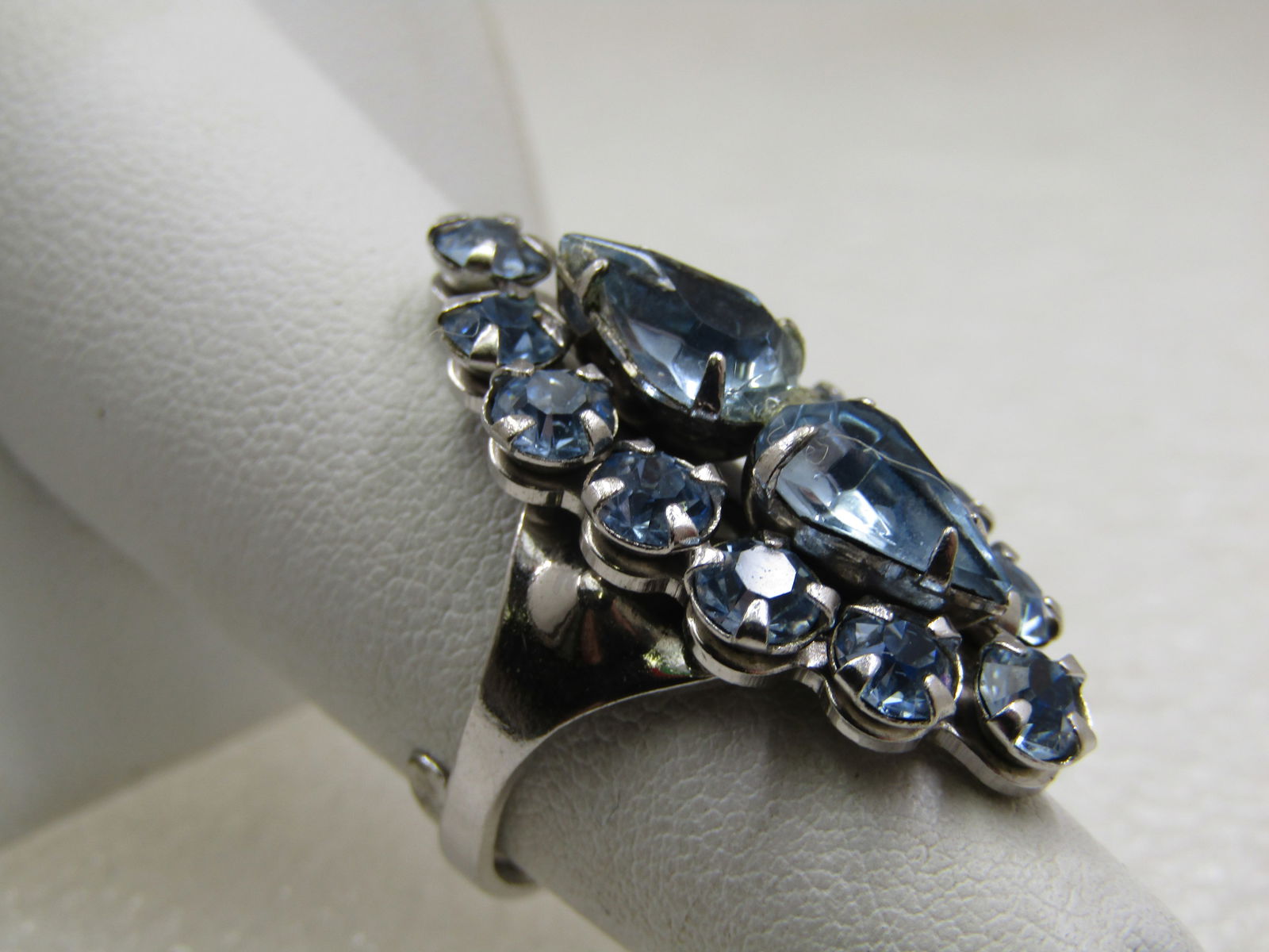 Vintage Blue Rhinestone Ring, Adjustable, Mid-Century - 3