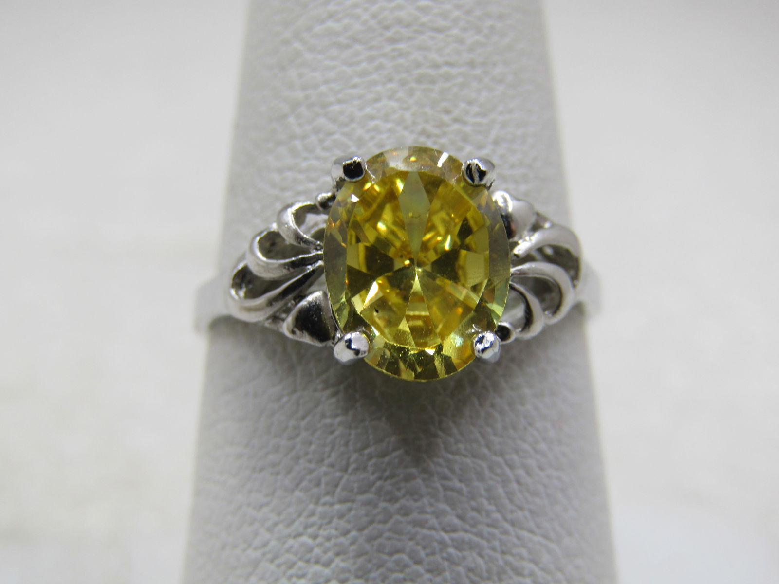 Yellow Stone Scrolled Ring, Sz. 7.75, Silver Tone - 4
