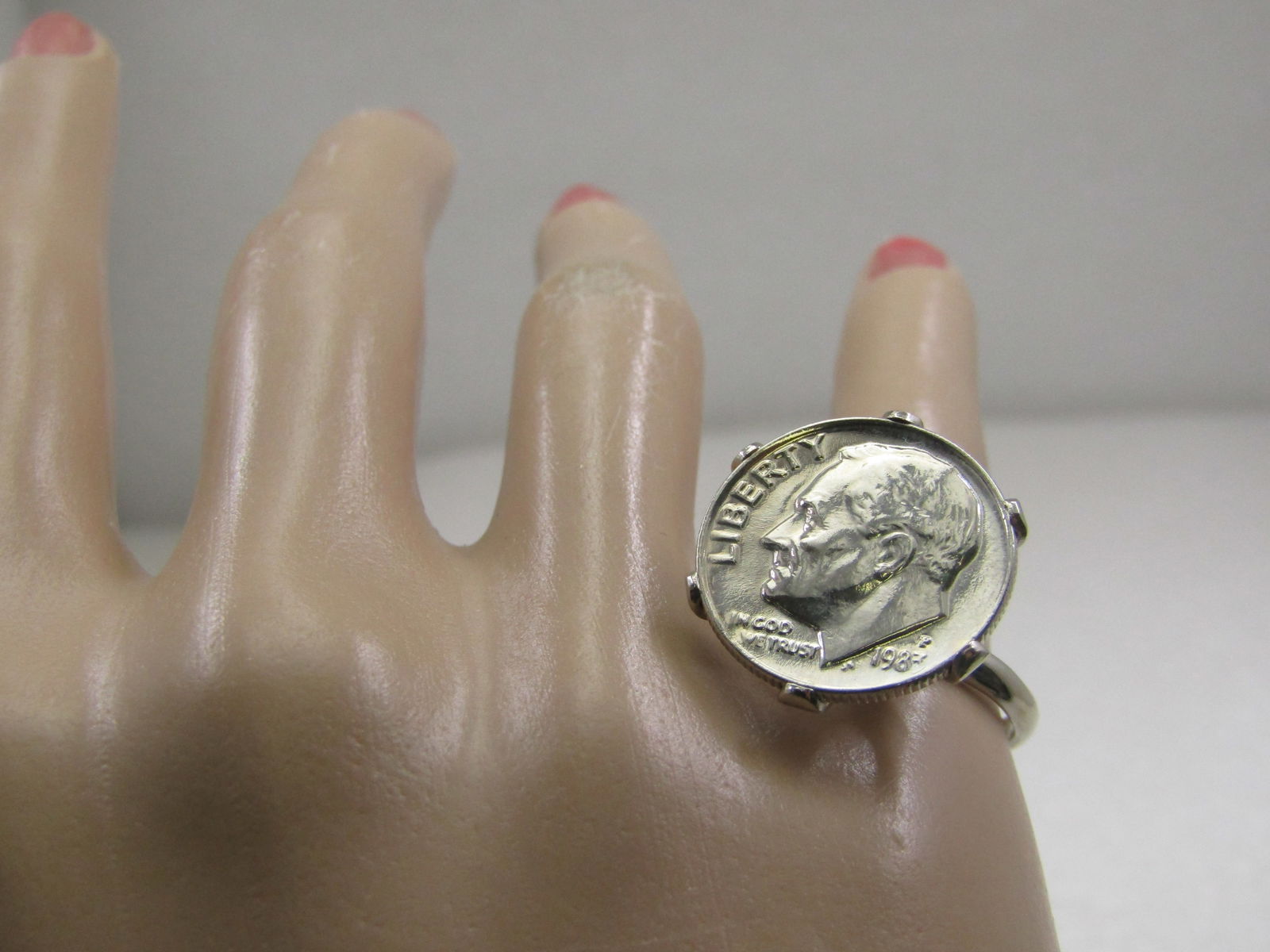 Vintage 1983 Dime Ring, Adjustable, Mod Design - 7