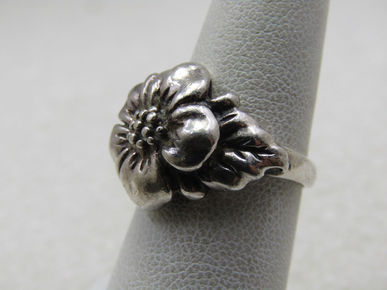Vintage Sterling Silver Floral Blossom Ring, Sz. 6, Signed - 3