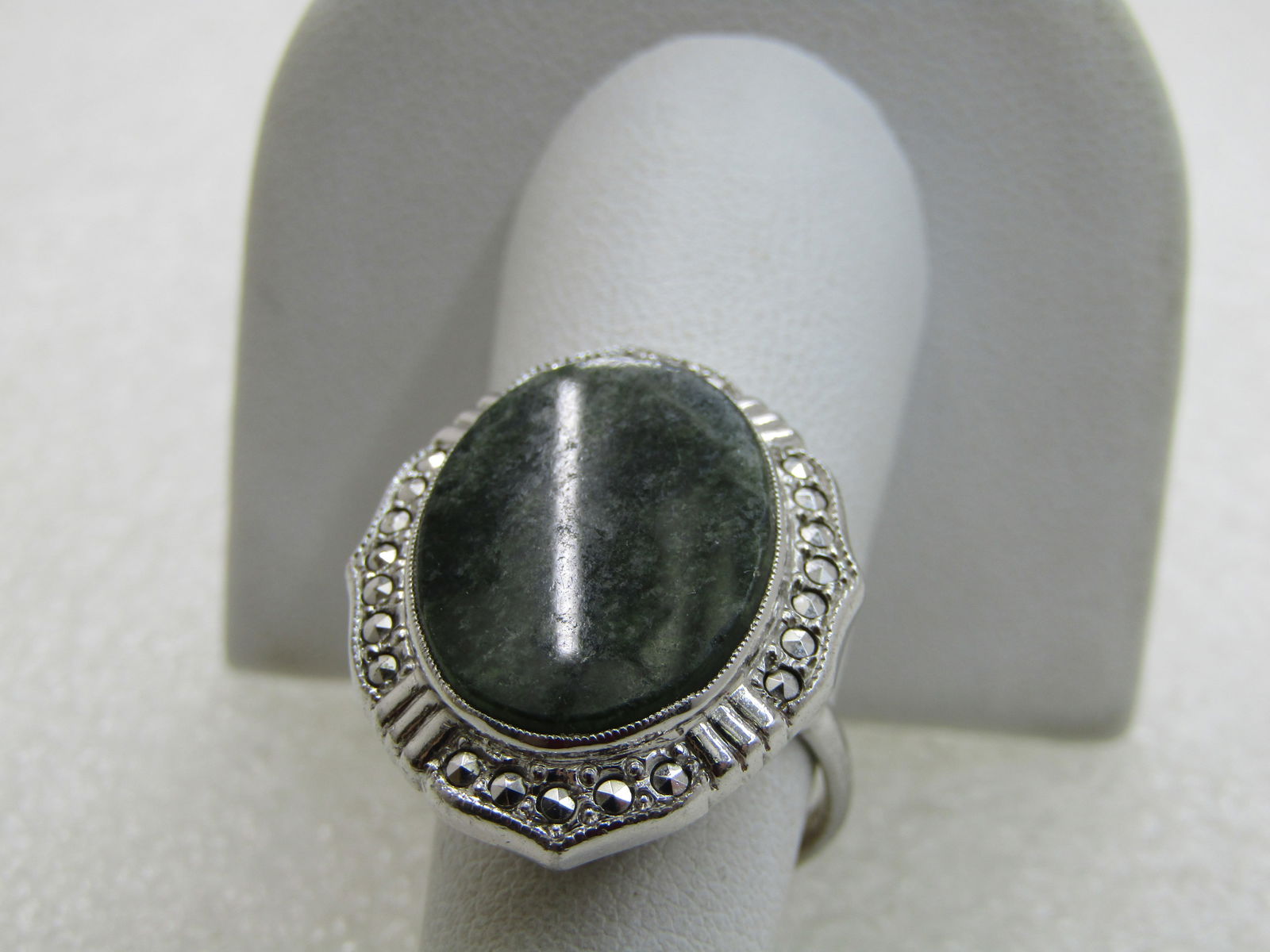 Vintage Sterling Green Agate Marcasite Ring, Adjustable Sz. 7-10, Signed - 3