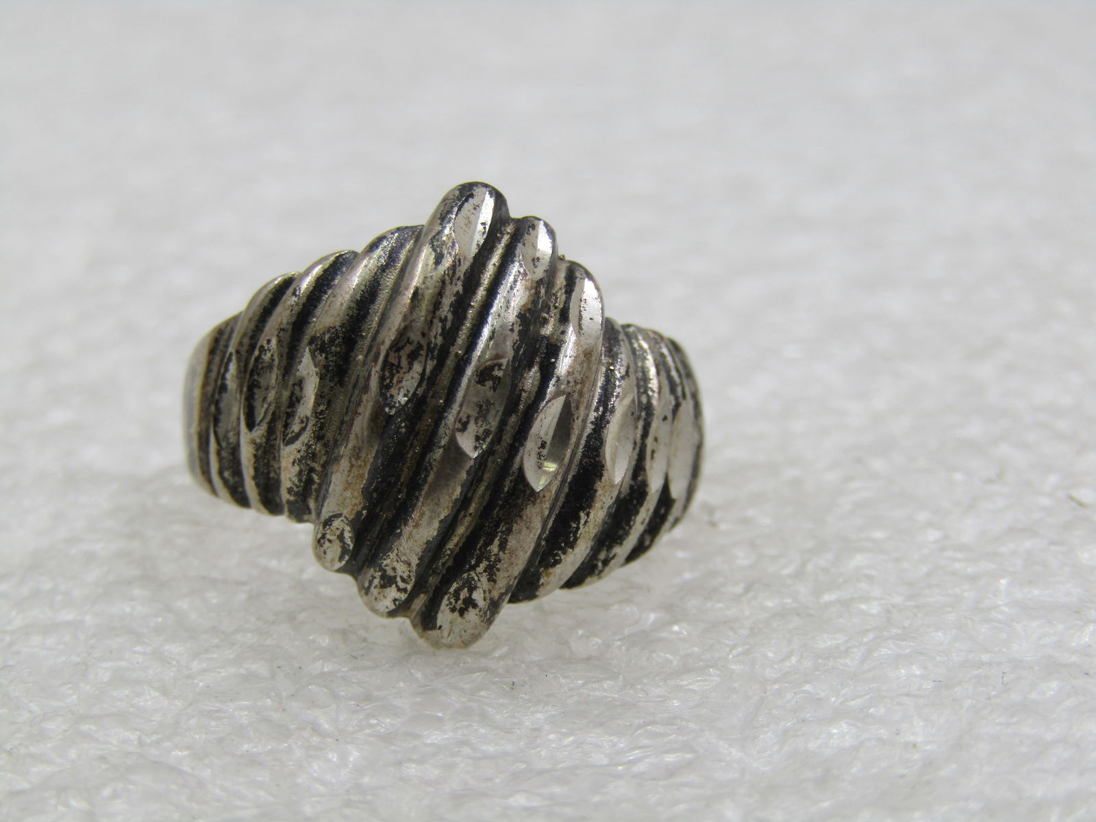 Vintage Sterling Domed Ridged Ring, Sz. 8, Unisex, Signed - 4