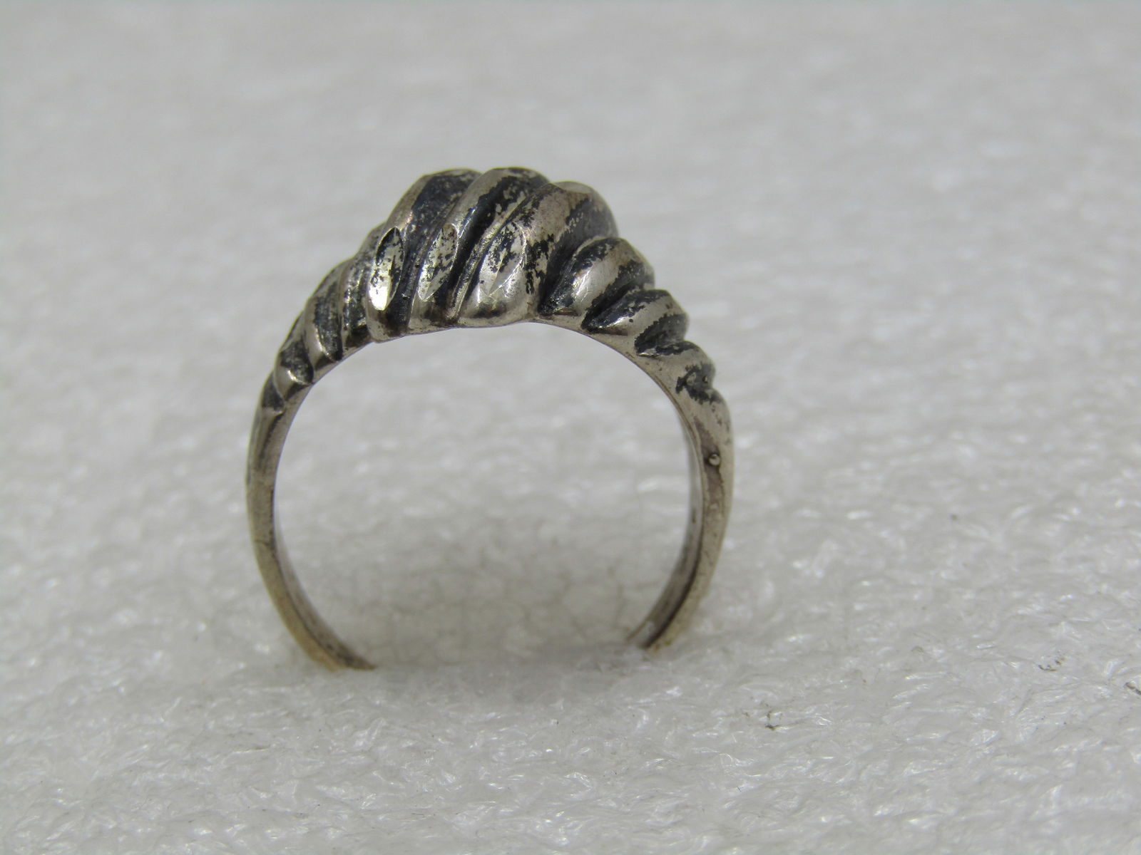 Vintage Sterling Domed Ridged Ring, Sz. 8, Unisex, Signed - 5