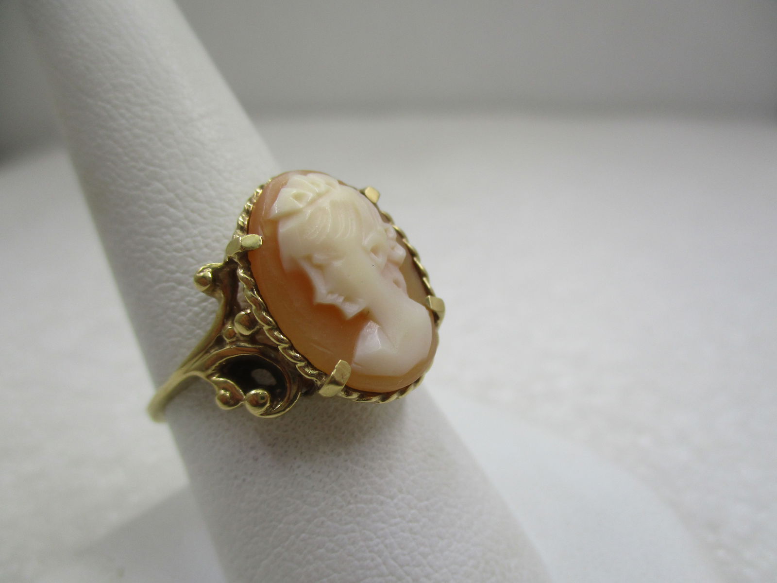 10kt Victorian/Art Nouveau Cameo Ring, Sz. 8.75, Signed - 2