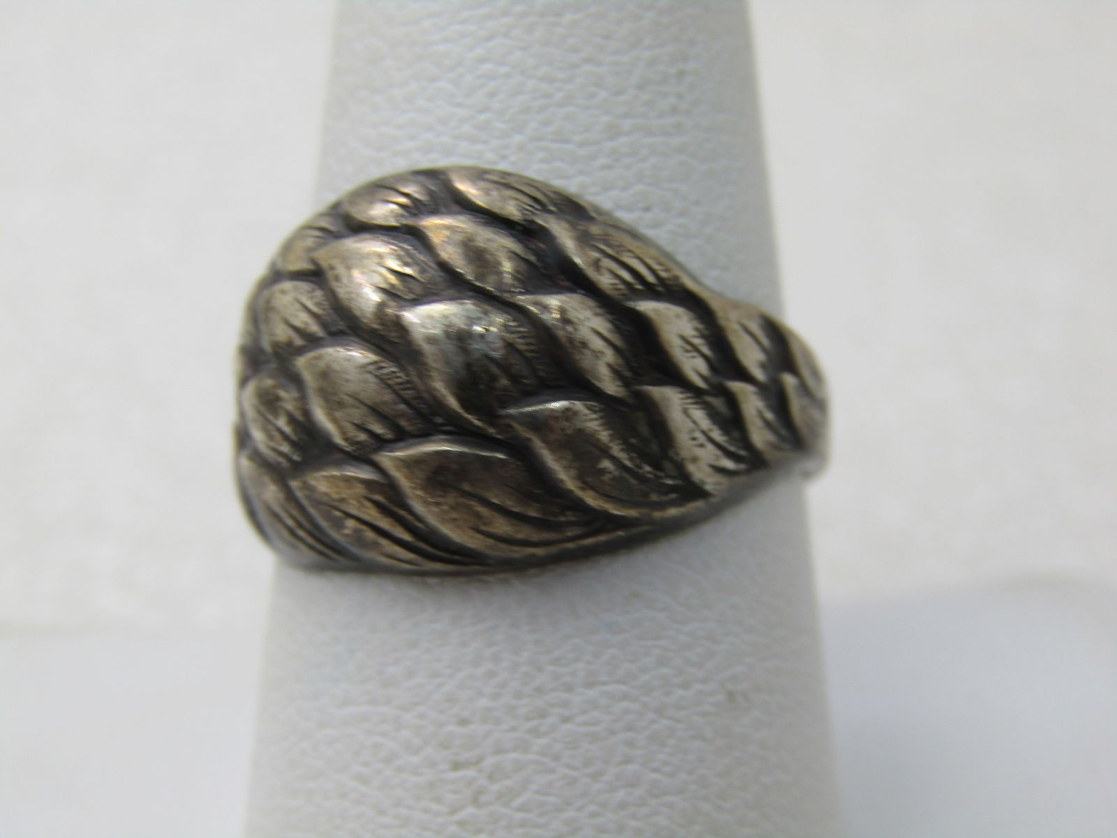 Vintage Sterling Silver Domed Leaf Ring, Sz. 10, Unisex (1 of 6)